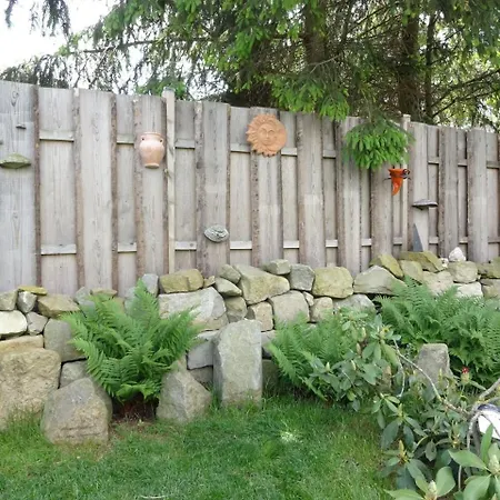 公寓 Mit Terrasse, Garten *