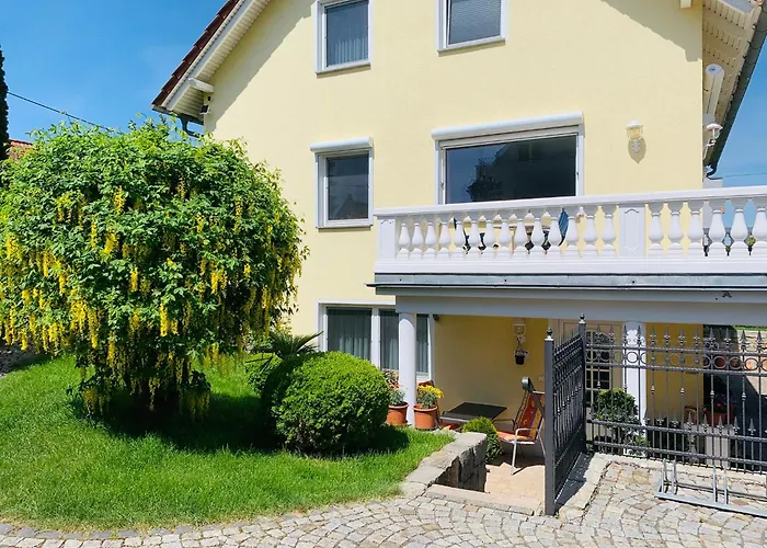 Mit Terrasse, Garten Apartment Gotha