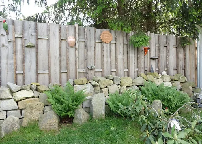 Apartment Mit Terrasse, Garten *